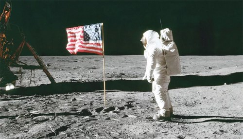Saudis Recall History’s Greatest TV Event: Apollo Moon Landing