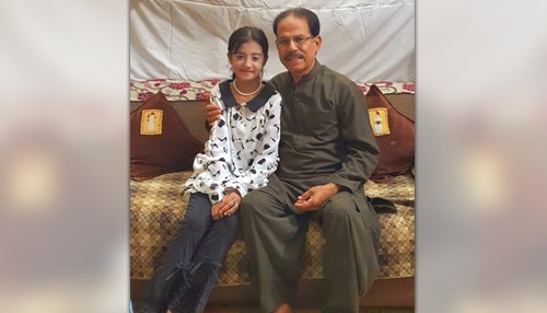 Shafiq Ahmed Khan Celebrated His 75th Happy Birthday Along with His Grand Daughter Baby Armeen Khan